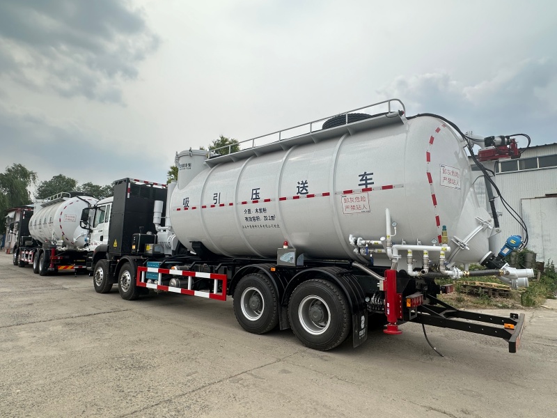 Electric Suction Transport Vehicle