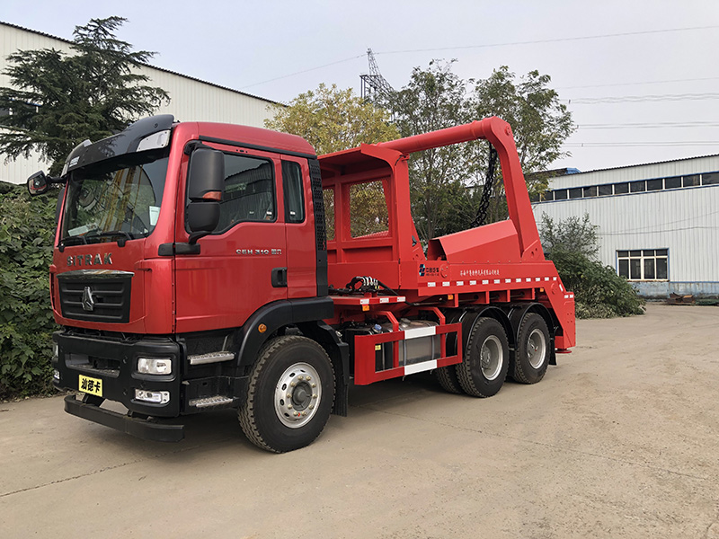 Swing Arm Garbage Truck