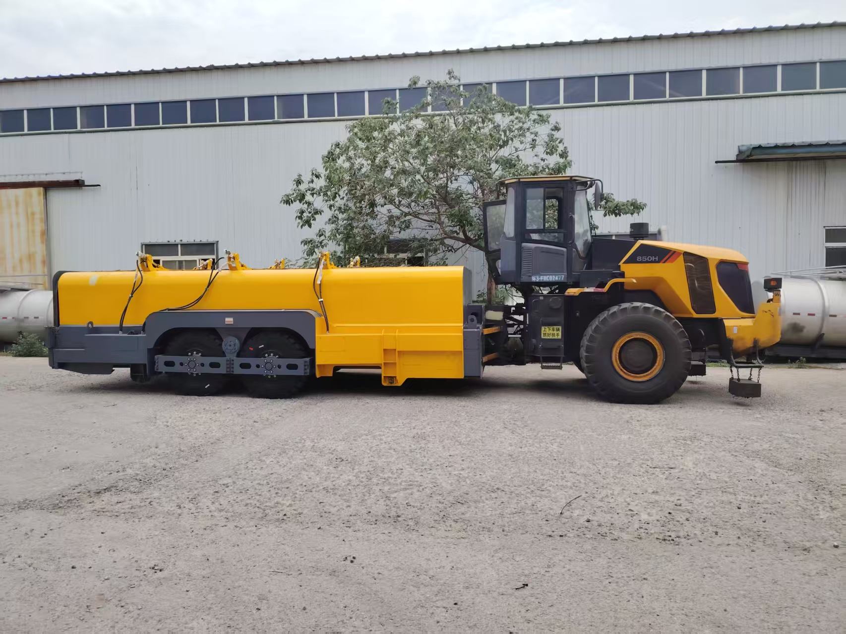 Anode transport vehicle