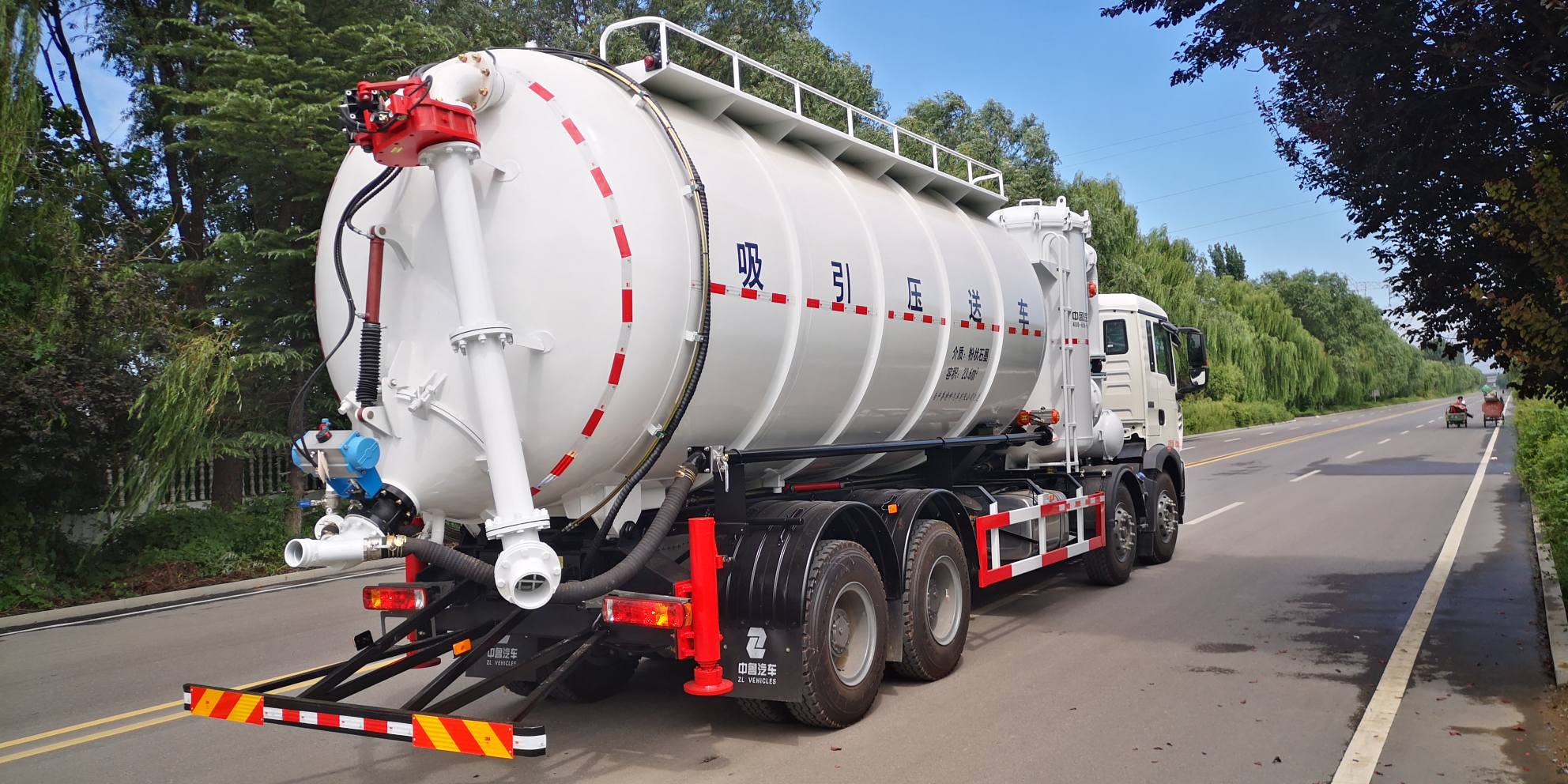 23 cubic meter suction truck